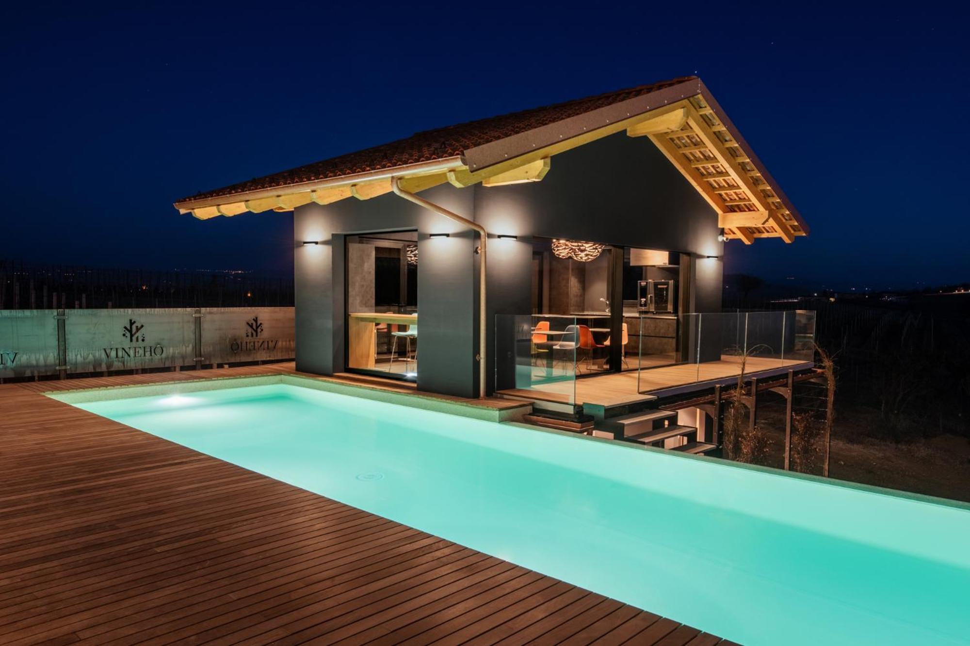 Vineho Apartment Бароло Екстериор снимка